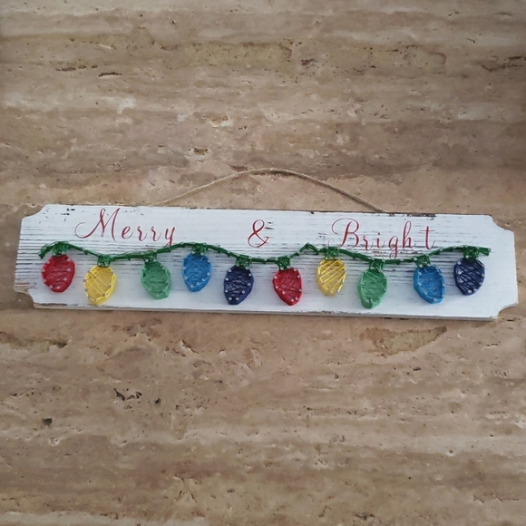 Christmas Merry & Bright String Art - Picture 2 of 2